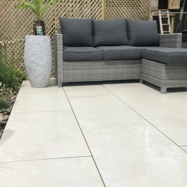 Quartz White Porcelain 900 x 600mm - Image 2