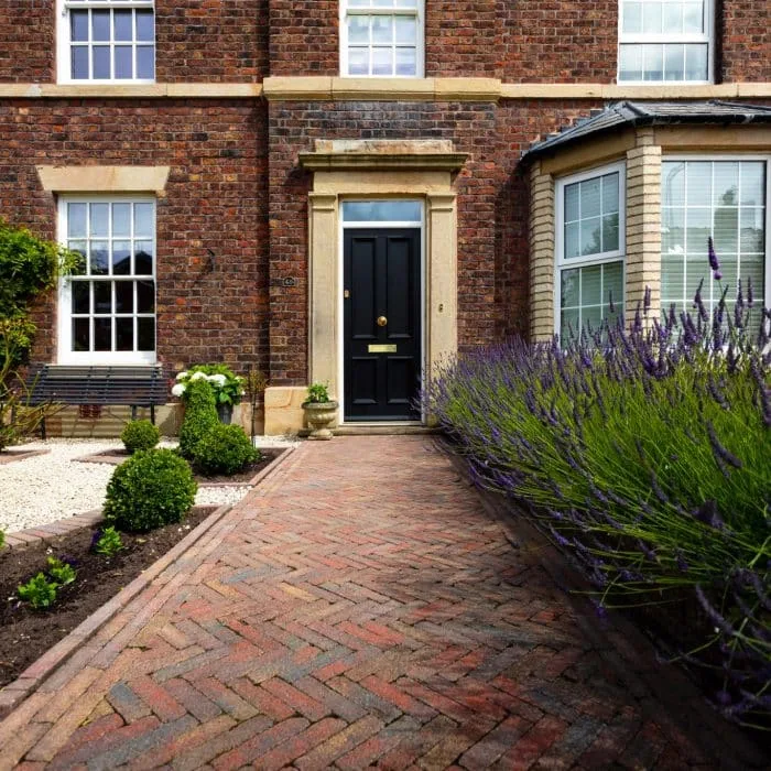 Retro - Tobermore - Image 7