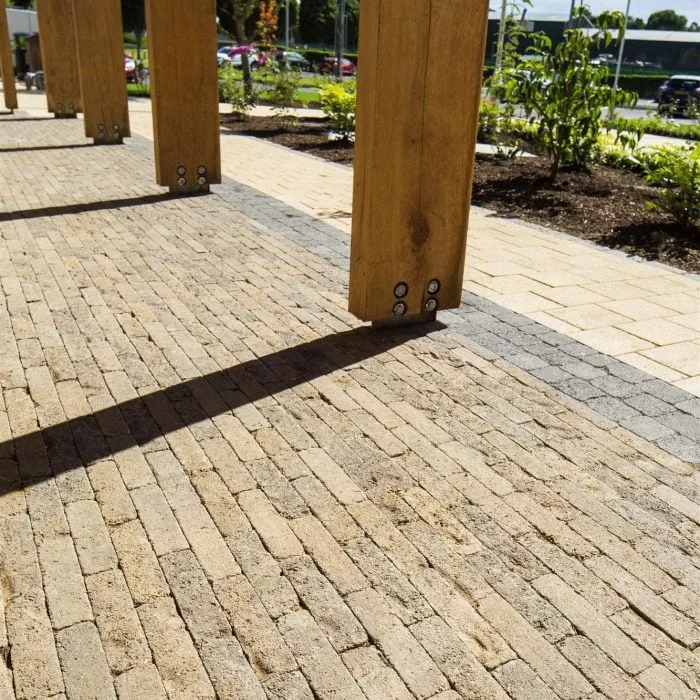 Retro - Tobermore - Image 3